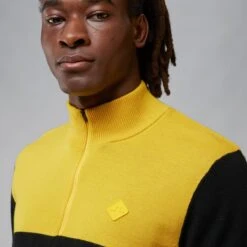 J.Lindeberg J Lindeberg Jeff Golf Windbreaker Sweater Daylily -Teepeg Store AMKW07011 K099 3 scaled 1