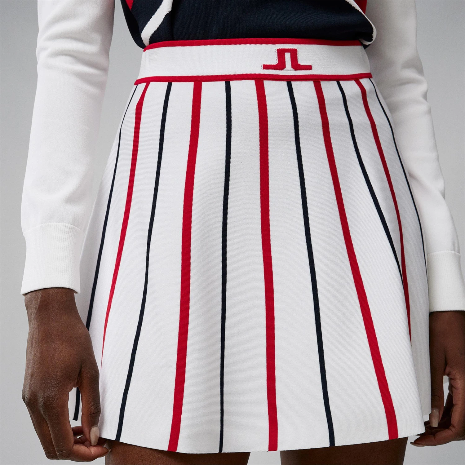 J.Lindeberg J Lindeberg River Knitted Ladies Golf Skirt White 9 J.Lindeberg J Lindeberg River Knitted Ladies Golf Skirt White - Image 7