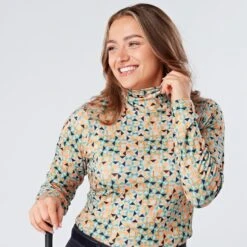 Swing Out Sister Ada Thermal Ladies Golf Roll Neck Apricot Pattern -Teepeg Store image398025992