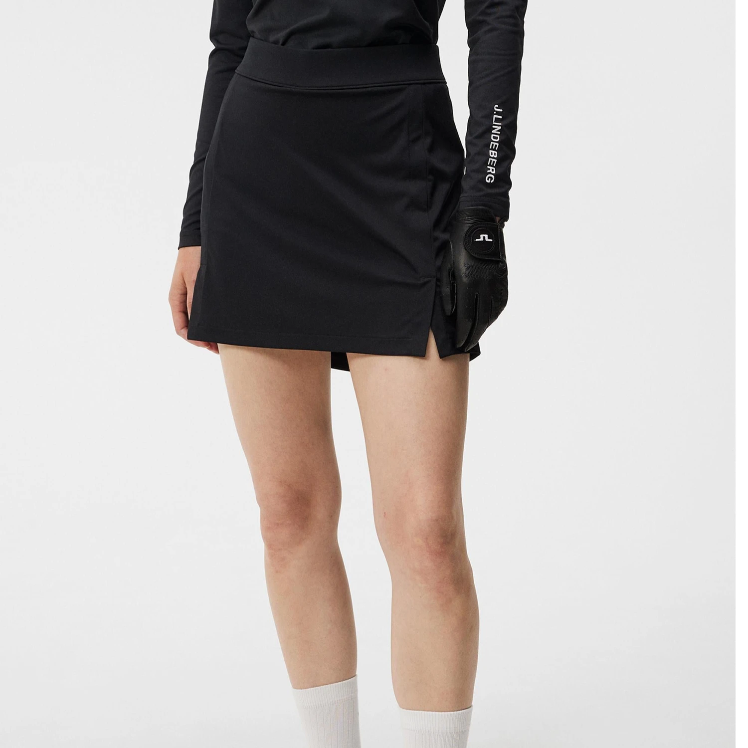 J.Lindeberg J Lindeberg Amelie Mid Ladies Golf Skort Black 14 J.Lindeberg J Lindeberg Amelie Mid Ladies Golf Skort Black - Image 12