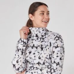 Swing Out Sister Olivia Ladies Golf Roll Neck Bleached Sand/Pearl Black -Teepeg Store image438360411