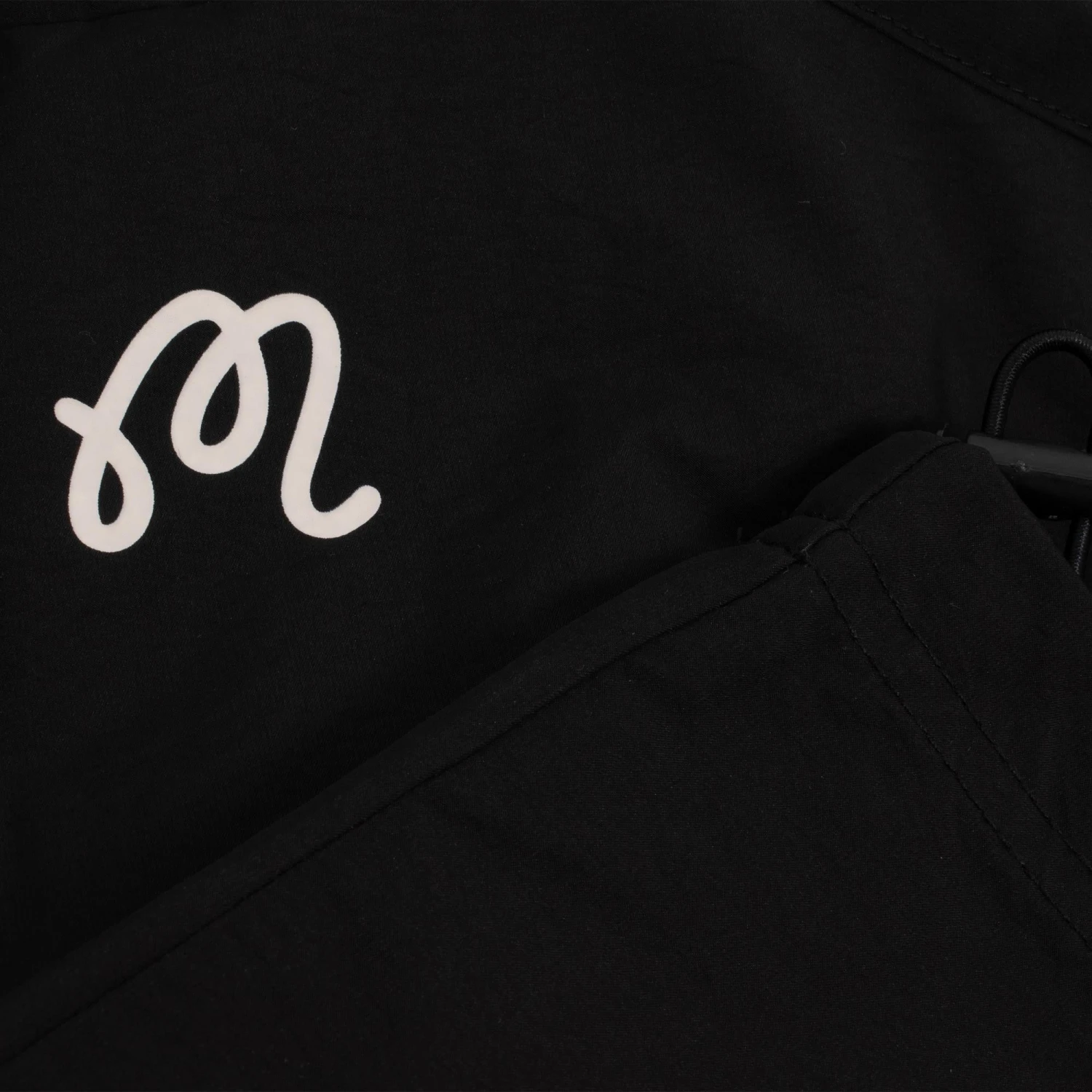 Malbon Golf Cooper Bucket Nylon Golf Windshirt Black 6 Malbon Golf Cooper Bucket Nylon Golf Windshirt Black - Image 4