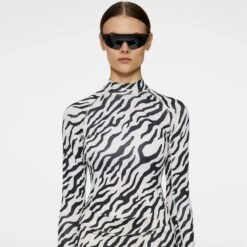 J.Lindeberg J Lindeberg Ella Print Ladies Compression Base Layer Tour Tiger Moonbeam -Teepeg Store image450968439