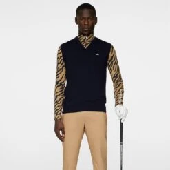 J.Lindeberg J Lindeberg Liam Knitted Mens Tour Merino Golf Vest Navy 11 J.Lindeberg J Lindeberg Liam Knitted Mens Tour Merino Golf Vest Navy -Teepeg Store image451116694