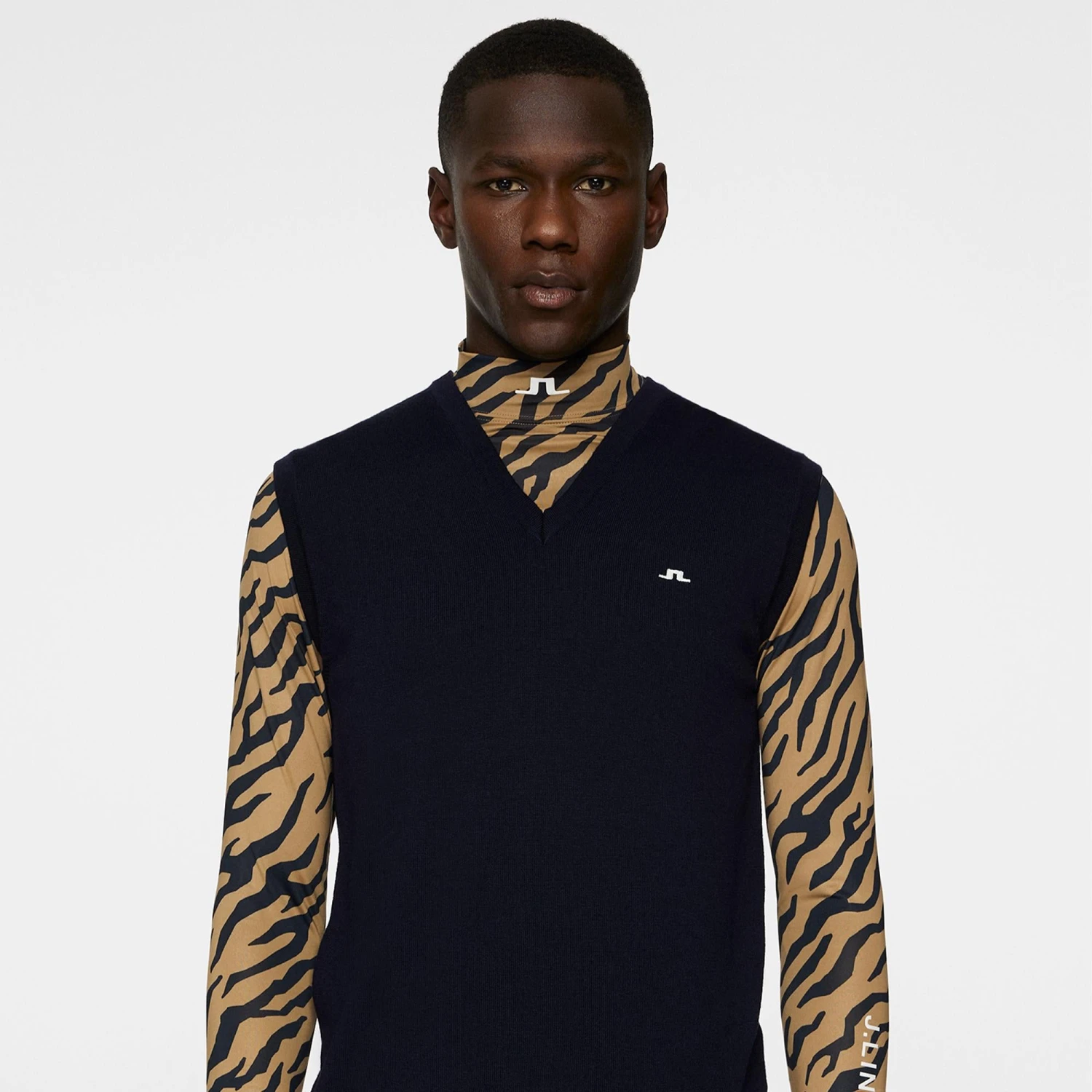 J.Lindeberg J Lindeberg Liam Knitted Mens Tour Merino Golf Vest Navy 6 J.Lindeberg J Lindeberg Liam Knitted Mens Tour Merino Golf Vest Navy - Image 4