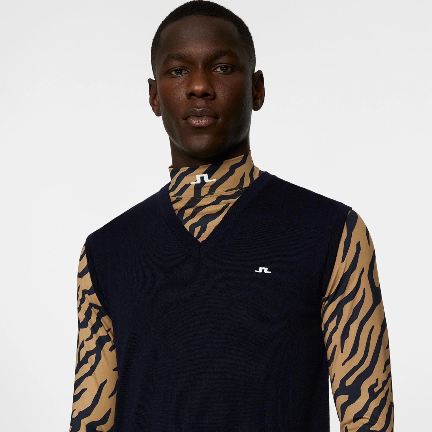 J.Lindeberg J Lindeberg Liam Knitted Mens Tour Merino Golf Vest Navy 8 J.Lindeberg J Lindeberg Liam Knitted Mens Tour Merino Golf Vest Navy - Image 6